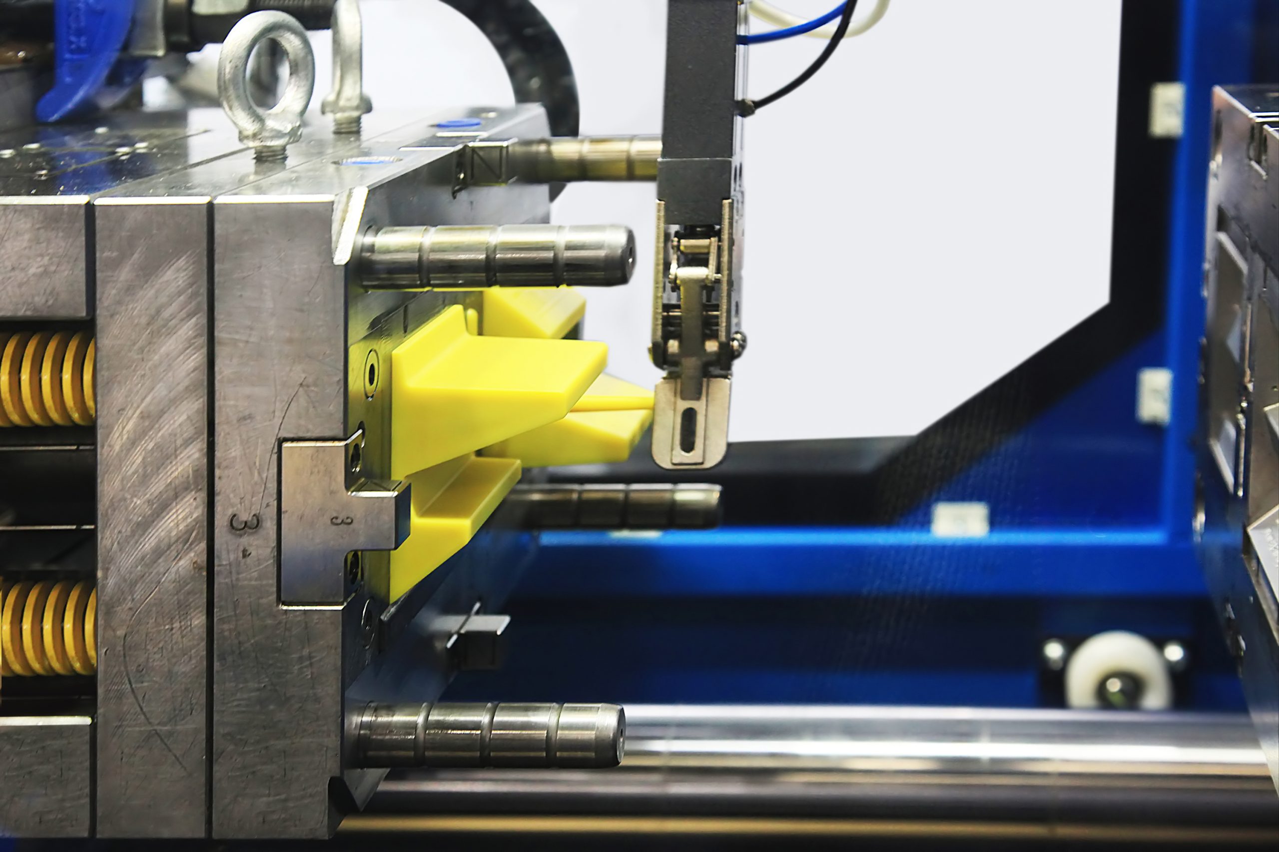 Цифровизация полимерного производства с помощью системы MES Калибр